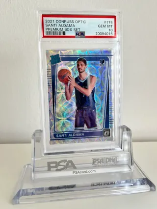 🏀 Cromo numerado Santi Aldama 33/249 👉 PSA 10