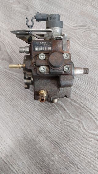 Bomba inyectora peugeot citroen 0445010102