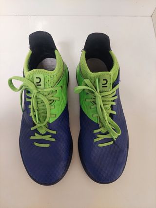 Botas Fútbol Talla 35 Terreno Seco