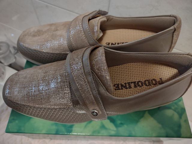 Scarpe donna beige n. 41