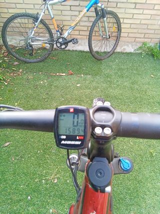 Bicicleta eléctrica GIANT roja talla S