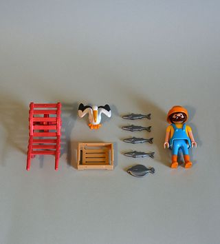 Playmobil Pescador Con Pelicano