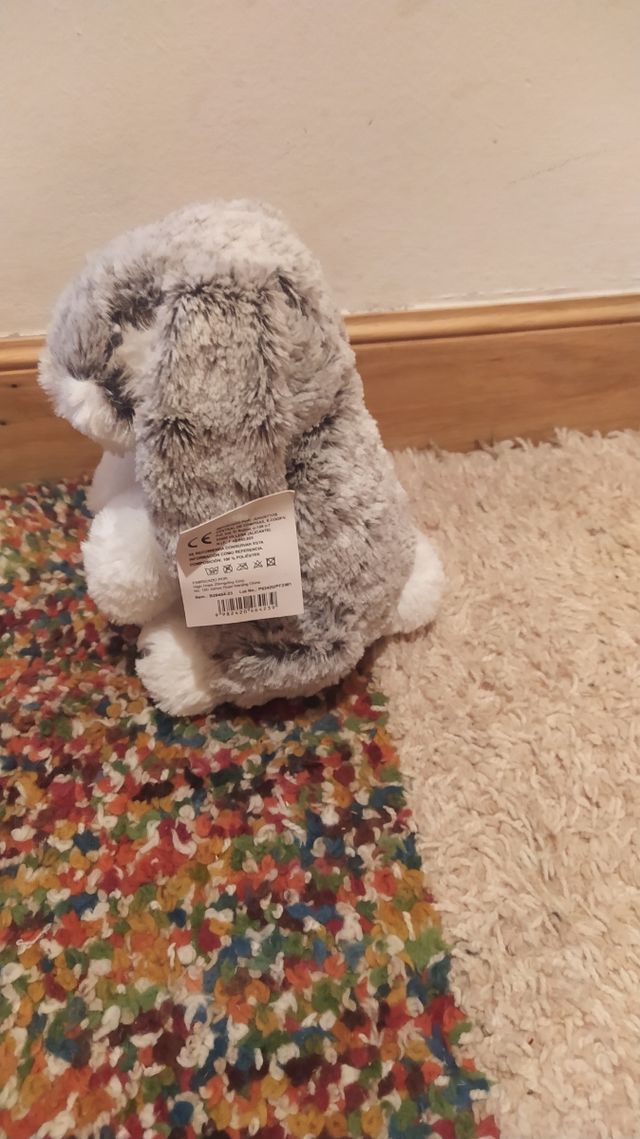 Peluche conejo blanadi 26 cm