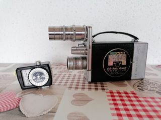 Cámara cine 16 mm Bell & Howell