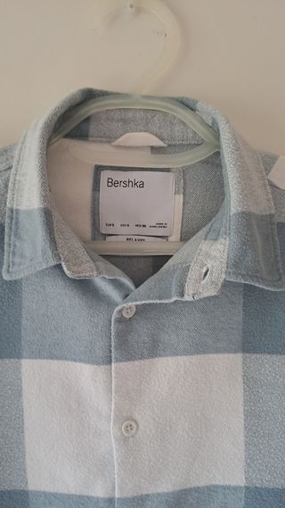 Sobrecamisa bershka talla S