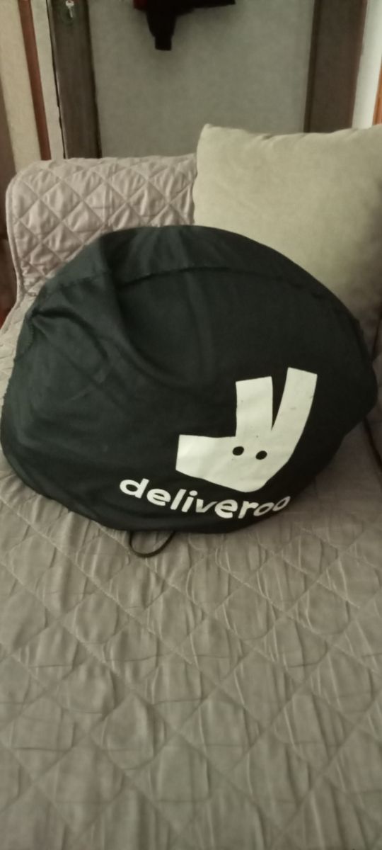 Casco para moto integrado deliveroo