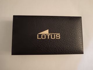 Reloj de pulsera Lotus