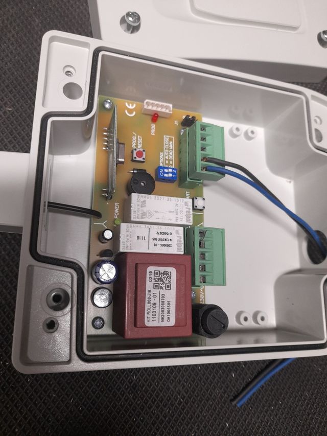 CUADRO PERSIANA ENRROLLABLE GARAJE