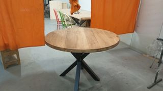 Muebles y mesas a medida 