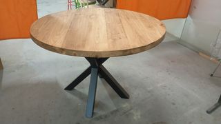 Muebles y mesas a medida 