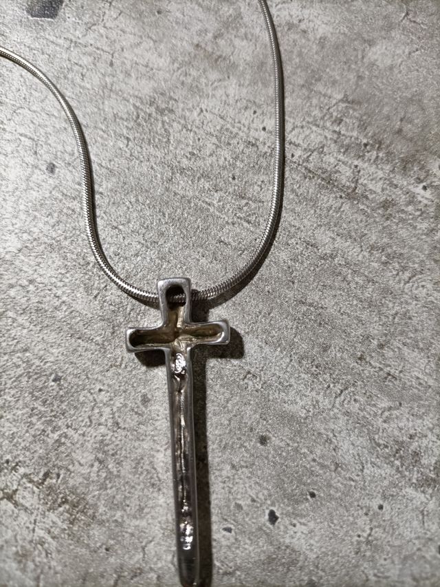 Crocifisso stilizzato argento 925