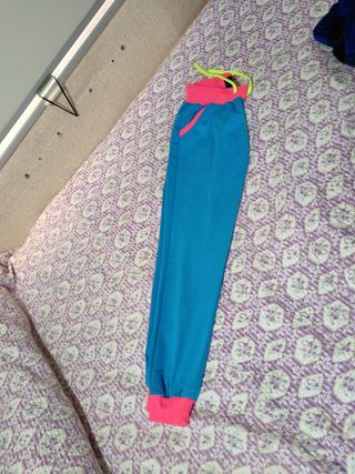 Pantalón tipo chándal 