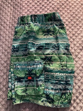 Bañador de niño talla 11-12 Zara