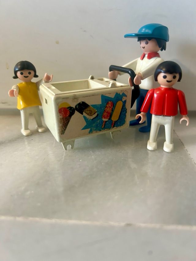 Vendedor de Helados Playmobil