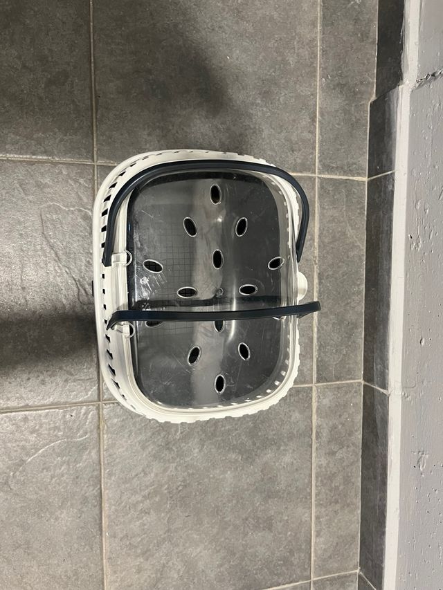 Transportin coballa o animales pequeños.