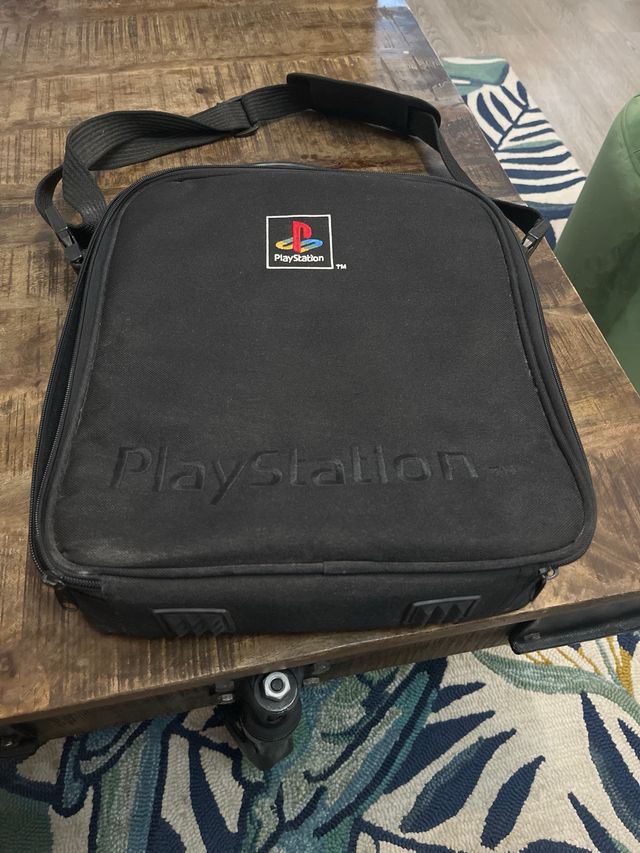Maletin playstation