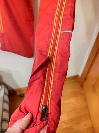 CHÁNDAL MUJER REEBOK