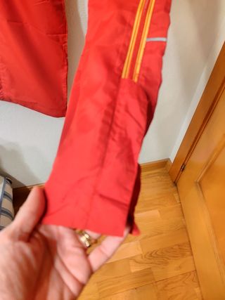 CHÁNDAL MUJER REEBOK