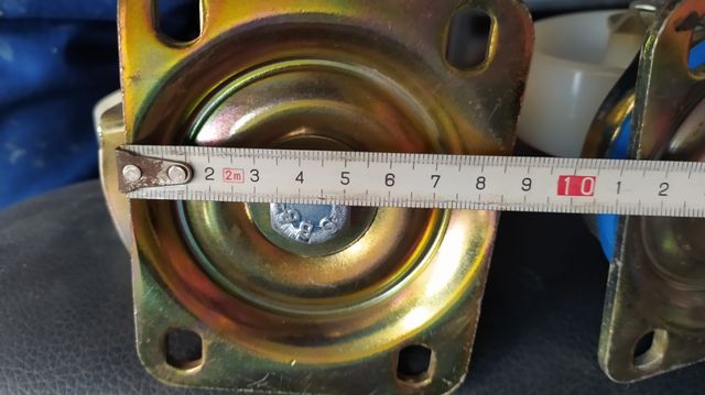 Ruedas carro caja herramientas