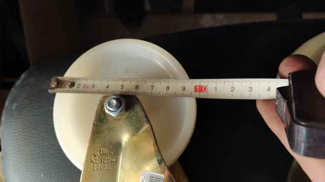 Ruedas carro caja herramientas