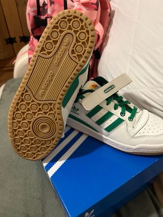 Zapatillas adidas forum low cost verde y blanca