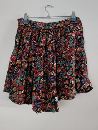 Falda pantalón corta
