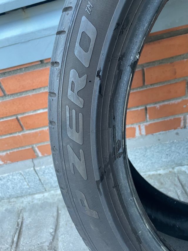 Neumatico PIRELLI PZero 255/40/20