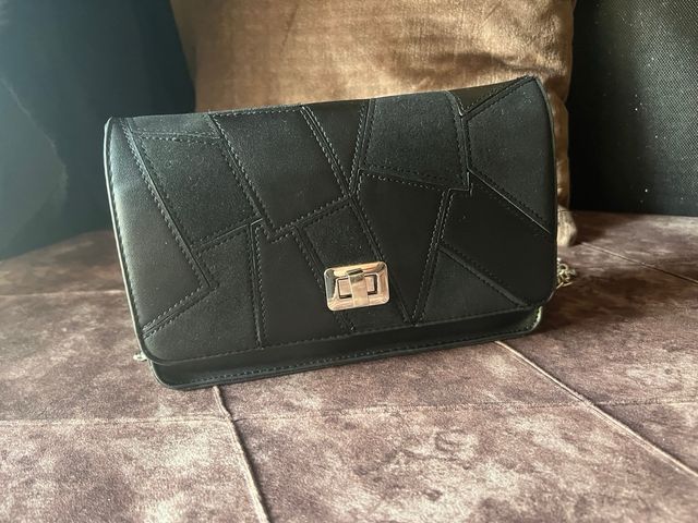 Bolso negro