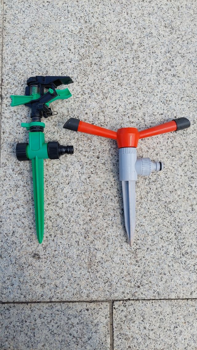 2 Aspersores riego agricola