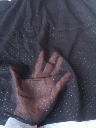 Blusa negra brillos. Talla S