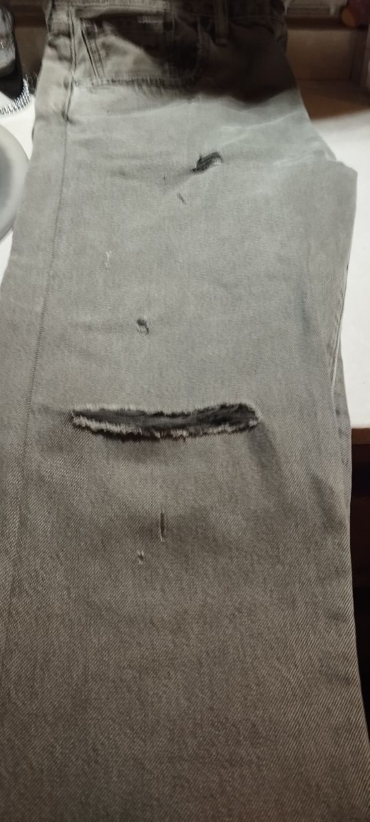 Vaqueros 501 CT Levis  Strauss & CO. 