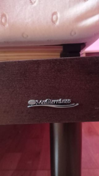 Cama eléctrica articulada