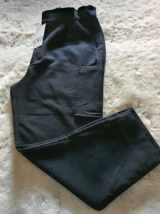 Pantalón Baggy de zara.
