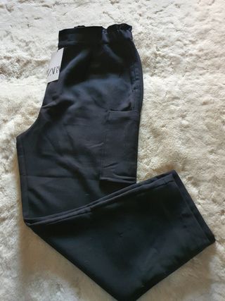 Pantalón Baggy de zara.
