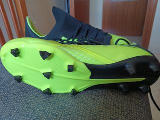 Botas fútbol de tacos