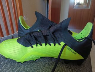 Botas fútbol de tacos