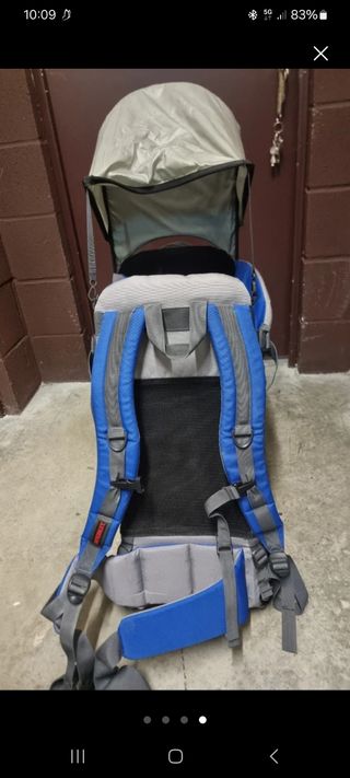 Mochila bebé montaña