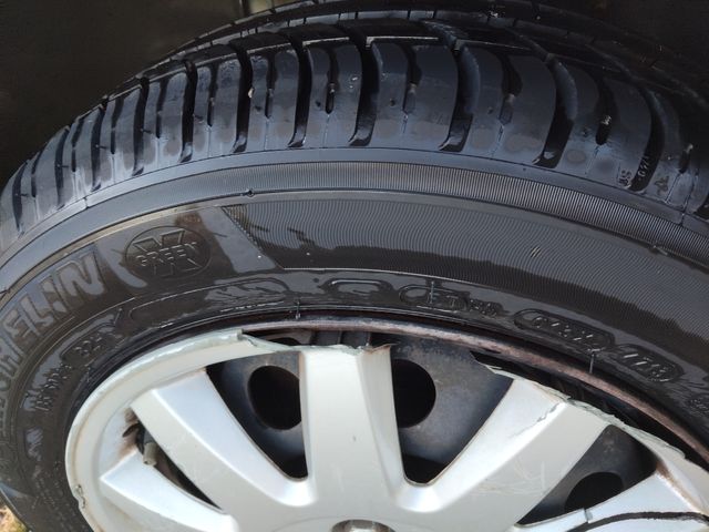 Neumáticos Michelin 185-60-14