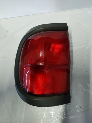 ✅PILOTO TRASERO IZQUERDO NISSAN TERRANO