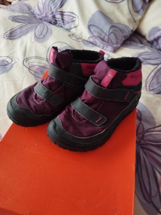 Botas de montaña niña número 32