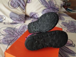 Botas de montaña niña número 32