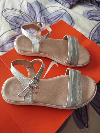 Sandalias niña número 32