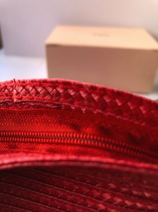 Cartera de mano rafia rojo flores rosa palido