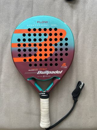 Pala flow bullpadel 