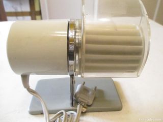 VENTILADOR SOBREMESA - BRAUM - 125 v - AÑOS 70 -