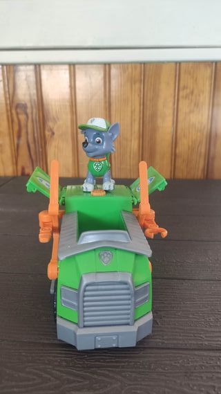 Muñeco Rocky de la Patrulla Canina