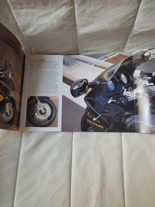 CBR 1000F
