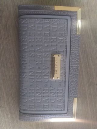 Cartera monedero River Island.