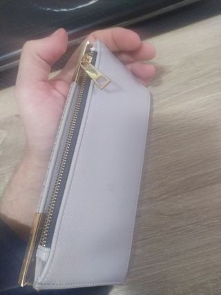 Cartera monedero River Island.