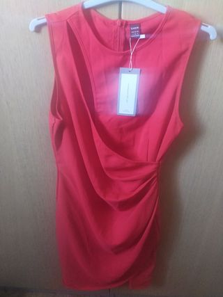 Vestido de fiesta. Talla 36. Rojo. Nuevo 